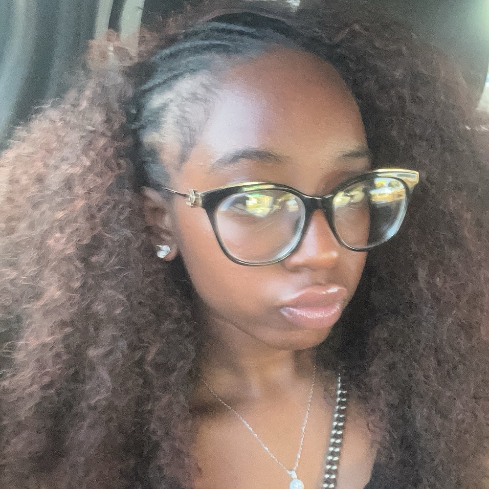 Meet your Posher, Orleacia